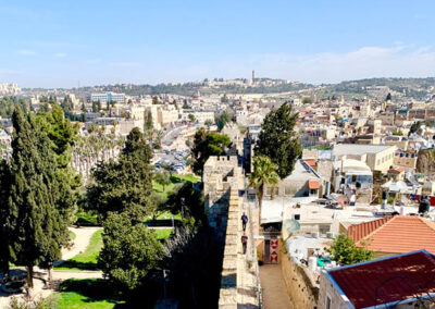סיור-על-חומות-ירושלים-מבט-לכיוון-מזרח